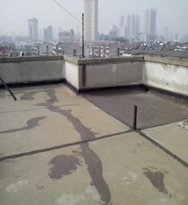睢阳漏水维修 楼顶漏水是什么原因，楼顶漏水维修方法是什么?